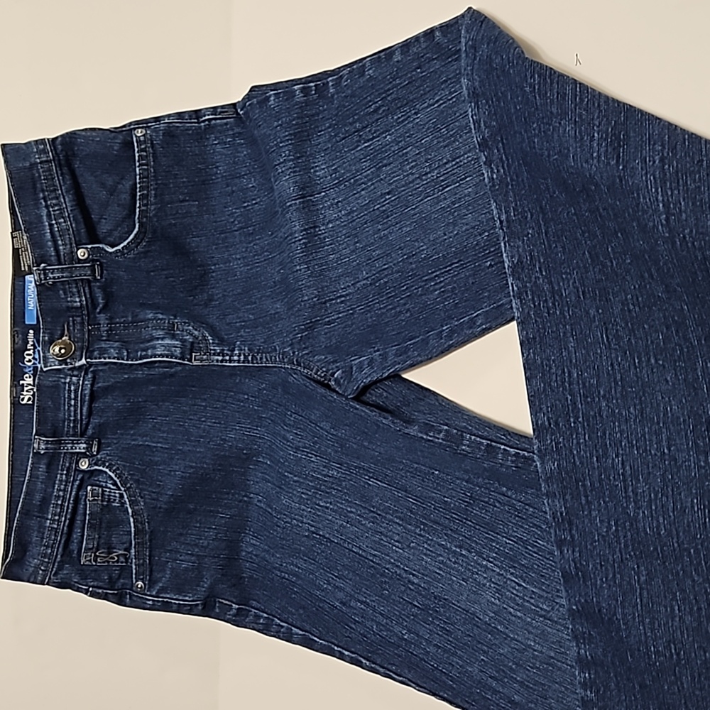 Style & Co Petite Natural Fit Denim Jean's Size 6P #W-860 - Picture 3 of 13